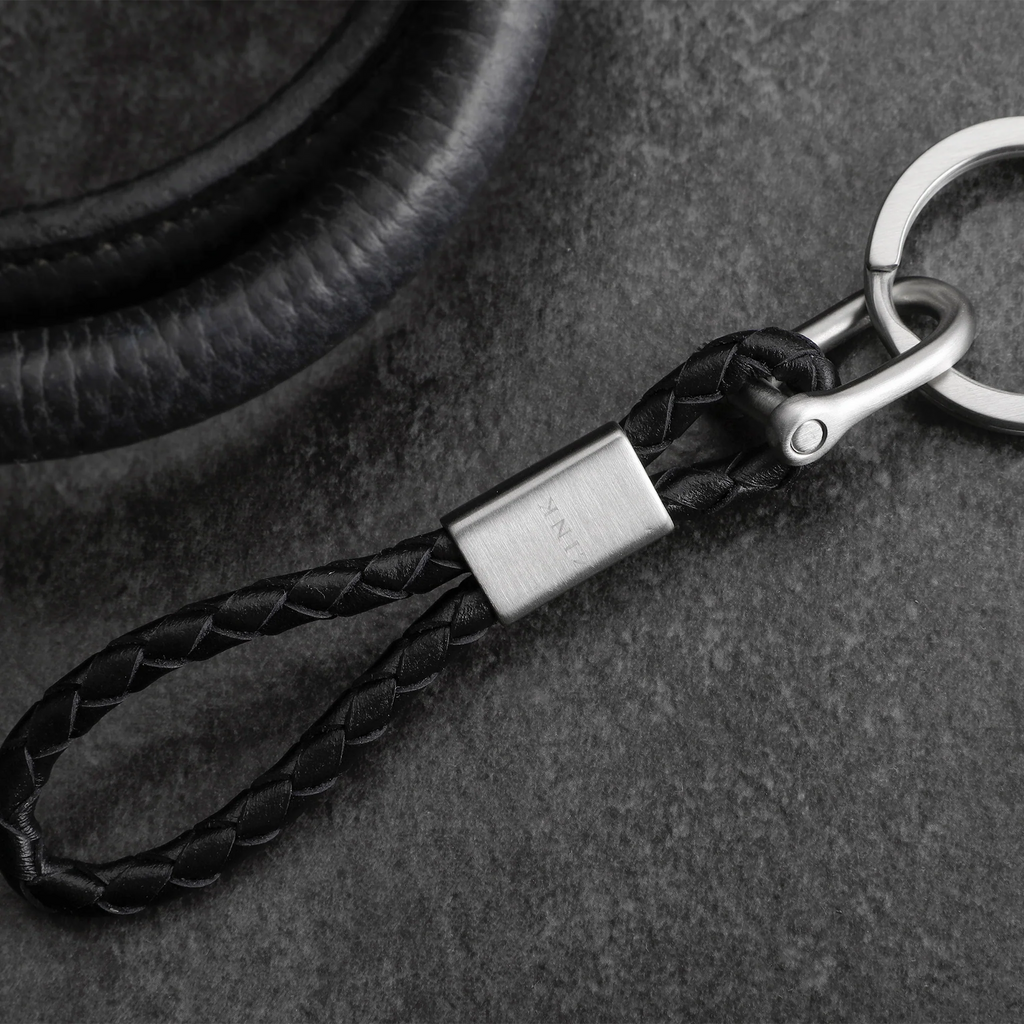 Zink Keychain - Silver & Black - Stainless Steel & Leather | Zjkc011b